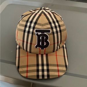 Burberry hat